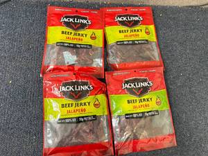 lot 231 image: 4 Bags of Jack Links Jalepeno Beef Jerky