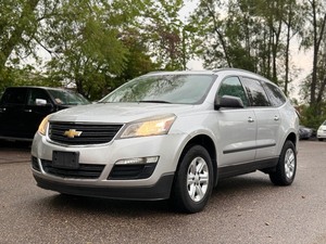 2015 CHEVROLET TRAVERSE LS *No Accidents* (NO RESERVE)