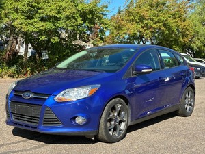 2014 FORD FOCUS SE (NO RESERVE)