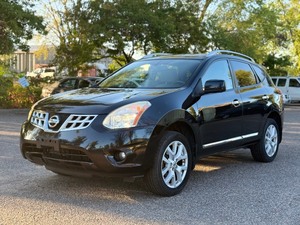 lot 7 image: 2013 NISSAN ROGUE SV No Accidents  All Wheel Drive (NO RESERVE)