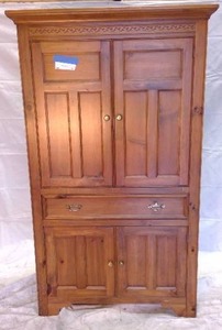 lot 62 image: Wooden Wardrobe