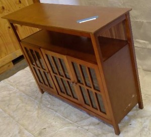 lot 74 image: Wooden buffet