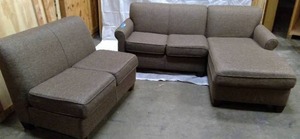 lot 98 image: 3 piece Brown Sectional