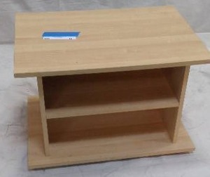 lot 10 image: Small TV Stand