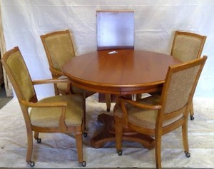lot 73 image: Wooden Round table wChairs