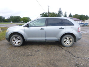 lot 2 image: 2007 Ford Edge