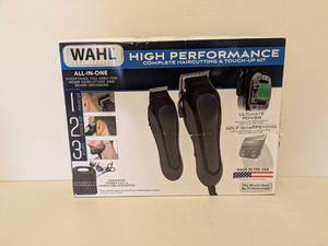 lot 31 image: WAHL HIGH PERFORMANCE COMPLETE HAIRCUTTING & TOUCH-UP KIT