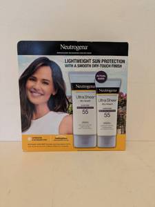 lot 33 image: NEUTROGENA ULTRA SHEER DRY-TOUCH SUNSCREEN 55
