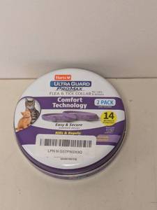lot 49 image: HARTZ ULTRA GUARD PRO MAX FLEA & TICK COLLAR 2PK.