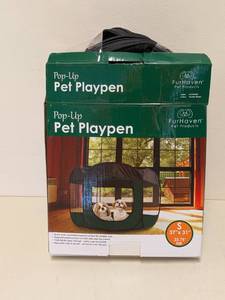 lot 55 image: FURHAVEN POP-UP PET PLAYPEN