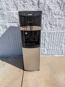 lot 91 image: PRIMO WATER COOLER
