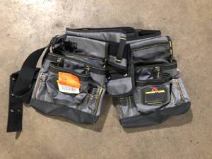 lot 28 image: MagnoGrip 19-Pocket Builders Tool Belt    Customer Returns See Pictures