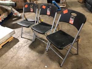 lot 35 image: Lot of Lifetime Folding Chair Black   Customer Returns See Pictures