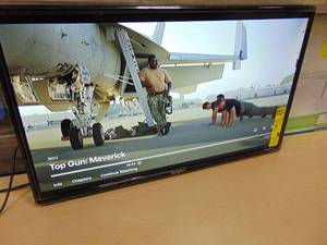 lot 49 image: Westinghouse 32 Inch TV with DVD Player Built in, HD LED  Television DVD Combo 813784022690