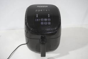 lot 1 image: Nuwave Brio 3Q Air Fryer