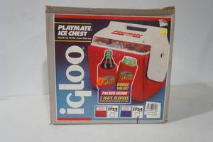 lot 20 image: iGloo Playmate Cooler NEW