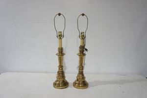 lot 72 image: Brass Lamp Set (2ct) 28 tall