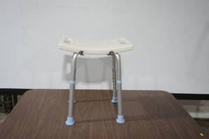 lot 76 image: Adjustable Shower Chair