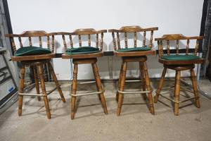 lot 77 image: Wooden Swivel Bar Stools (4ct)
