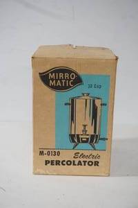 lot 89 image: Vintage Mirro Matic Electric Percolator