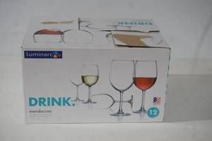 lot 91 image: 11ct Stemmed Glasses