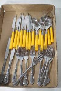 lot 95 image: Flatware
