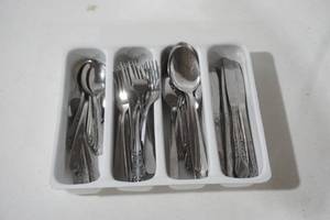 lot 99 image: Flatware & Drawer Organizer