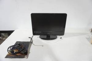 lot 100 image: VIZIO 19 LCD HD TV wManual & Remote