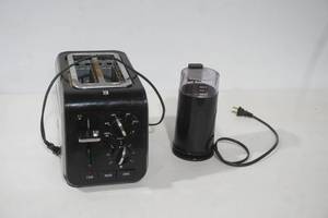 lot 109 image: Stainless Steel Toaster & Coffee Grinder