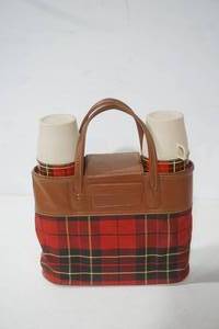 lot 127 image: Vintage Thermos King Seeley Picnic Set