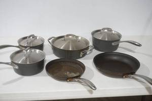 lot 130 image: Members Mark Pots & Pans Set