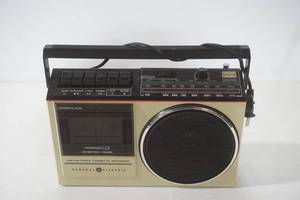 lot 132 image: GE AMFMCassette Recorder