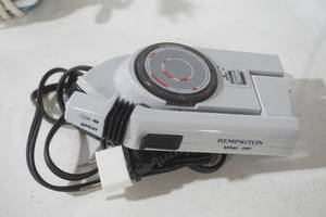 lot 139 image: Remington Travel Iron