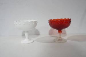 lot 155 image: vintage stemmed fruit bowls