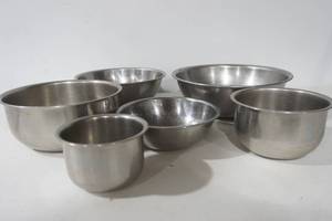 lot 163 image: Stainless Steel Bowls