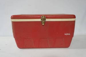 lot 234 image: iGloo Cooler (Red)