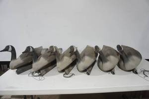 lot 236 image: Goose Decoys (6ct)
