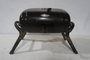 lot 242 image: Char-Broil Portable Charcoal Grill