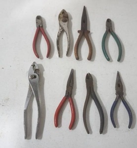 lot 275 image: Pliers Lot