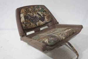 lot 251 image: Camouflage Boat Seat