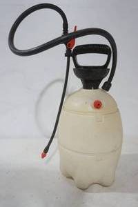 lot 258 image: Garden Sprayer