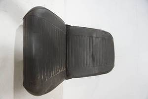 lot 300 image: Vintage Folding Lawn Tractor Seat