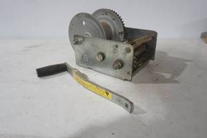lot 303 image: Fulton K-Series Automatic Brake Winch 2500 lbs. Work Capacity