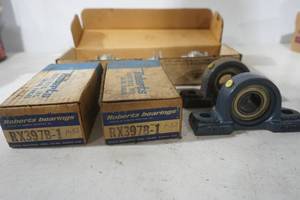 lot 308 image: Roberts Pillow Block Bearings & Mandrel