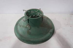 lot 328 image: Large Tree Stand