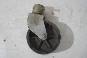 lot 341 image: trailer jack wheel