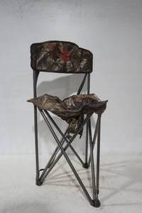 lot 342 image: Realtree Magnum Blind Chair