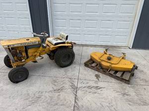 lot 12 image: Allis Chalmers B-10