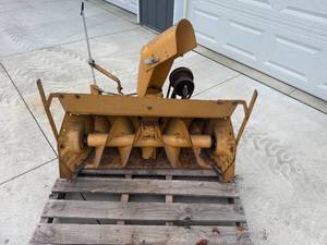 lot 21 image: Allis Chalmers Snowblower