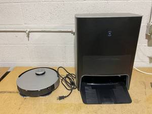 lot 137 image: ECOVACS DEEBOT X1 Turbo Robot Vacuum and Mop Auto-Cleaning Station